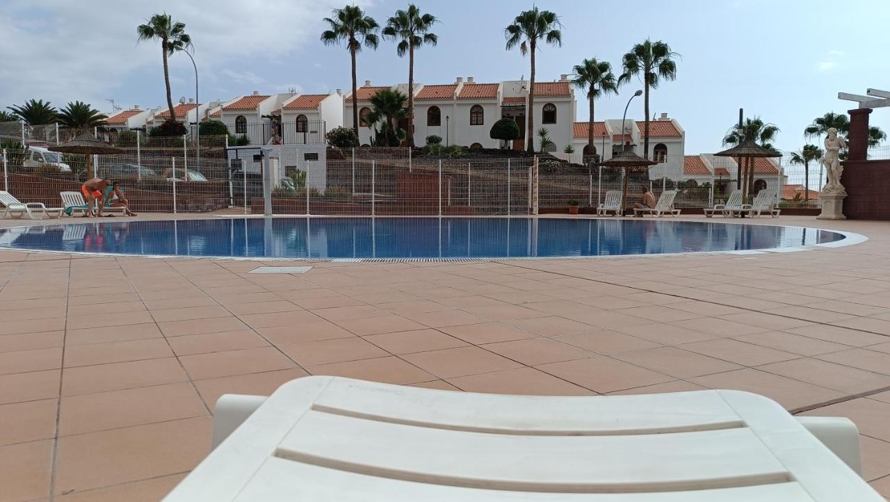Villas Canarias Calle Madrid Costa Adeje  Buitenkant foto